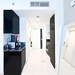 Luxury Studio In Business Bay With Canal View