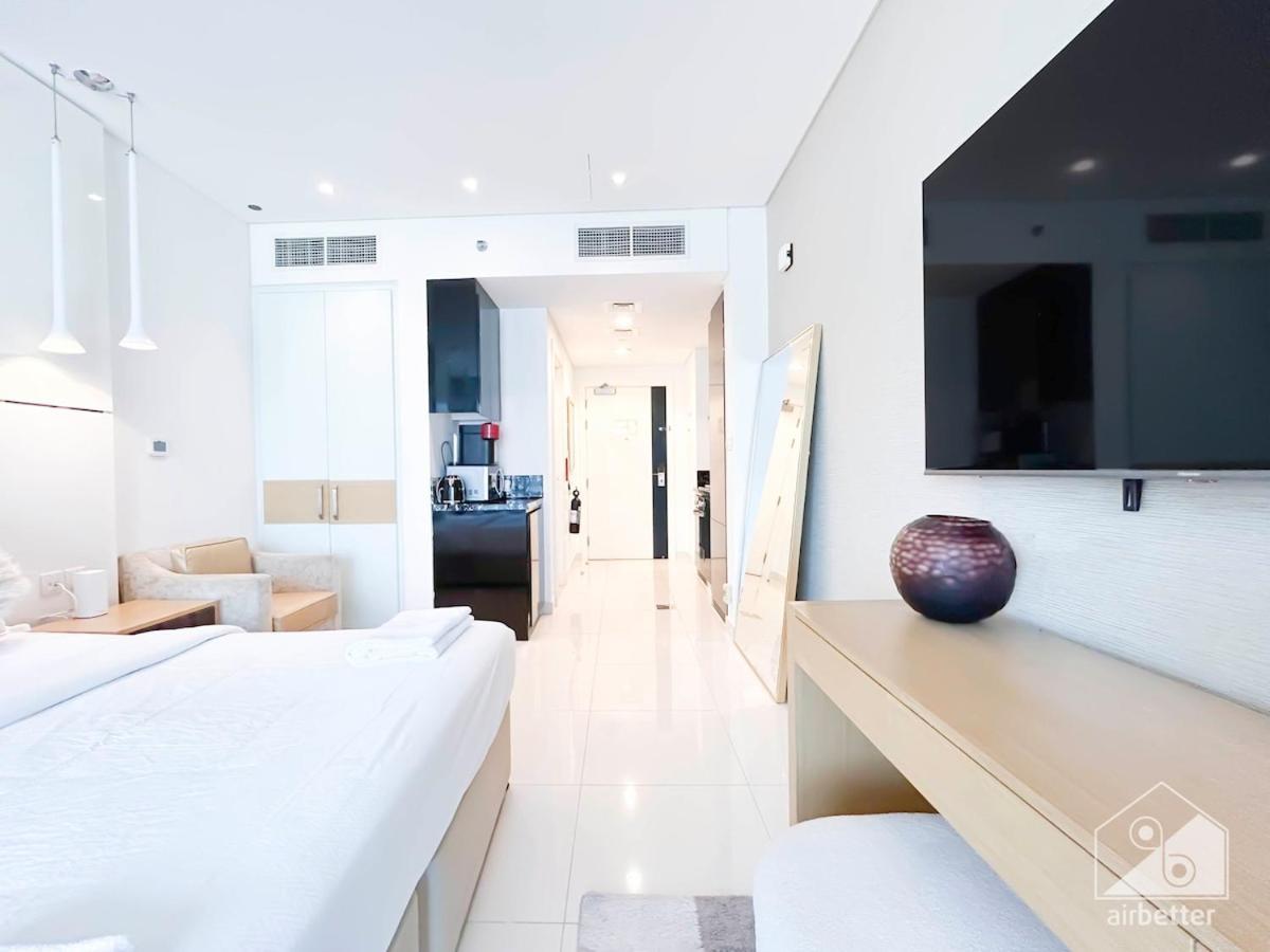 Luxury In Business Bay With Canal View *